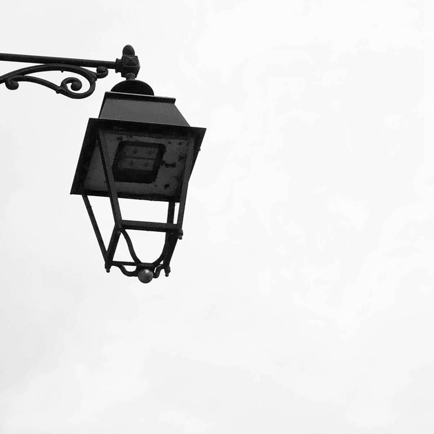 Projet 365 - Lampadaire sans ampoule à Voiron