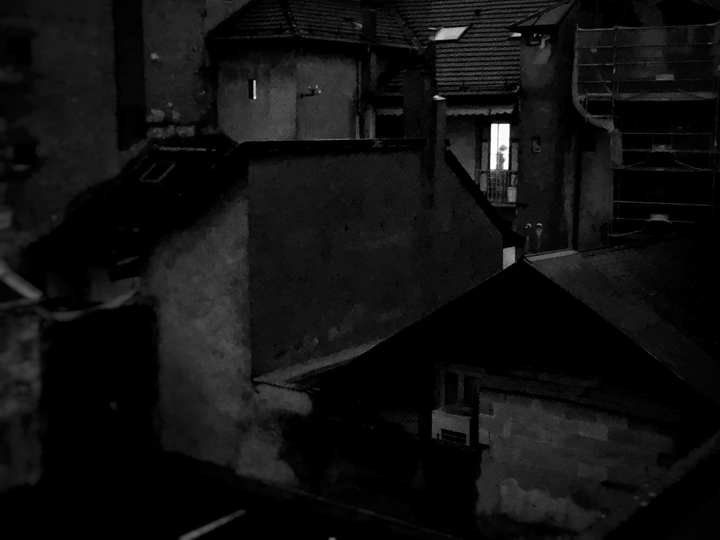 Projet 365 - Silhouette a travers une fenêtre