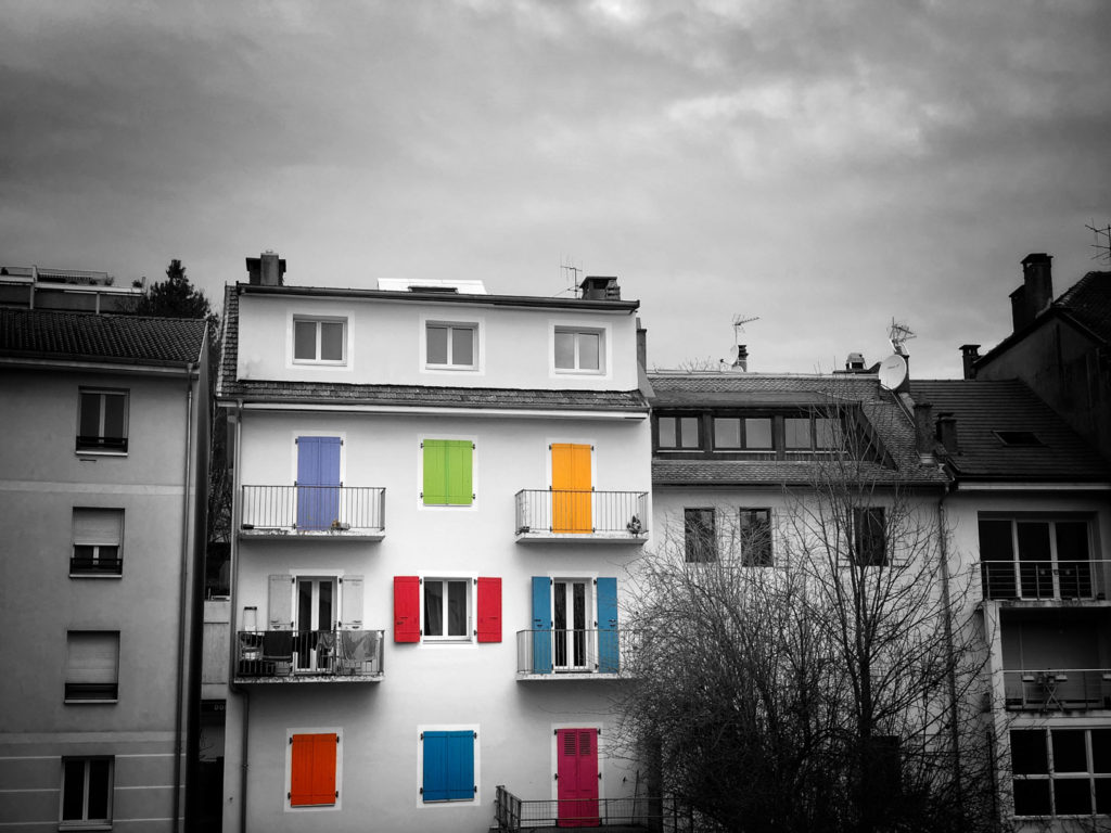 Projet photos 365 - 2018 - Immeuble aux volets colorés