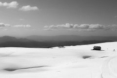 Noir et blanc au sommet du Semnoz - Canon EOS 5D Mark III - EF 50mm f/1,4 USM - ISO 200 - f/11 - 1/2000 s