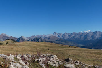 Panoramique du plateau des Glières