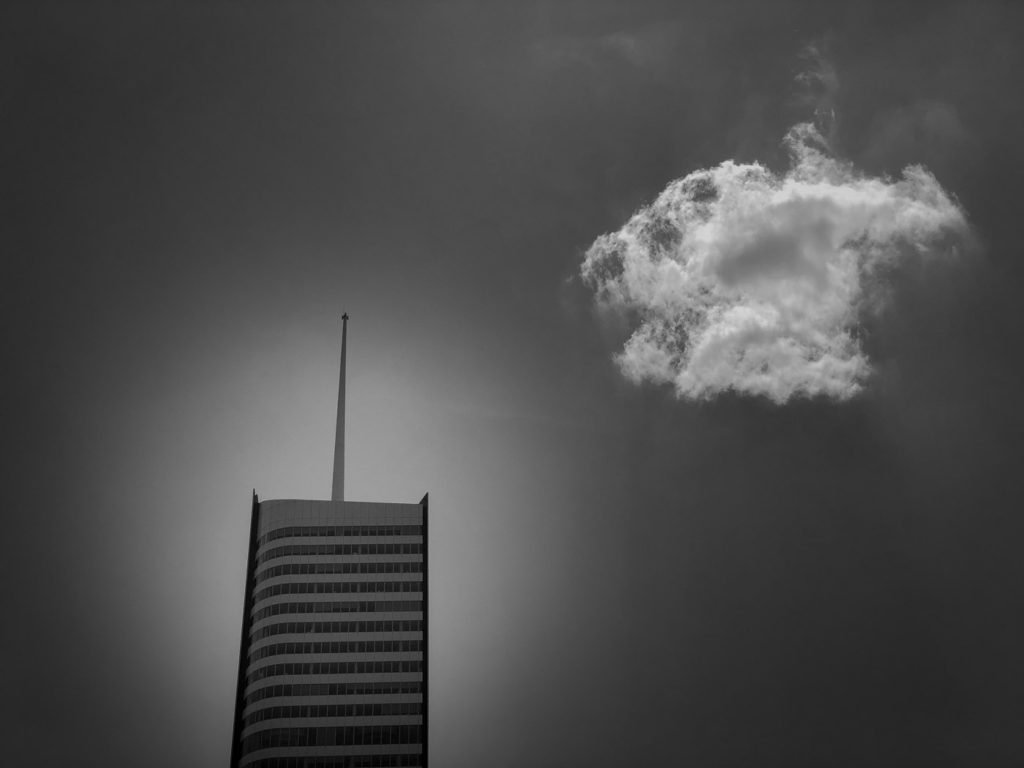 Projet 365 2018 - La tour dans les nuages