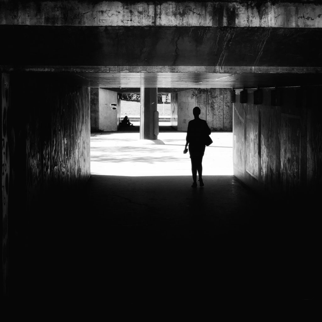 Projet 365 2018 - Silhouette dans un tunnel