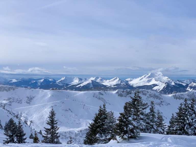 Paysage depuis les pistes de Châtel secteur du Linga