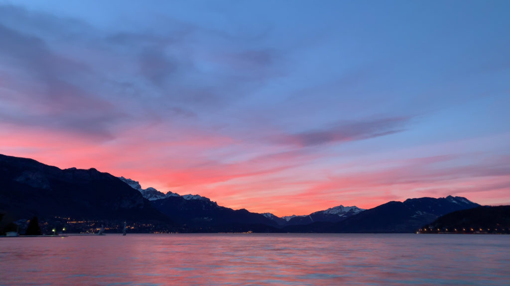 Projet 365 - Le lac d'Annecy au lever du jour