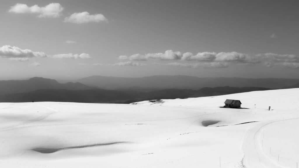 Noir et blanc au sommet du Semnoz