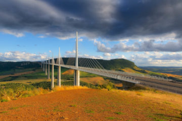 Projet photo 52 - Pont de Millau à l'heure dorée