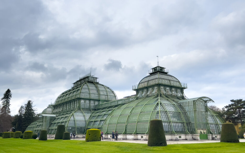 Vienne - Autriche - Serre dans le parc du château de Schonbrunn